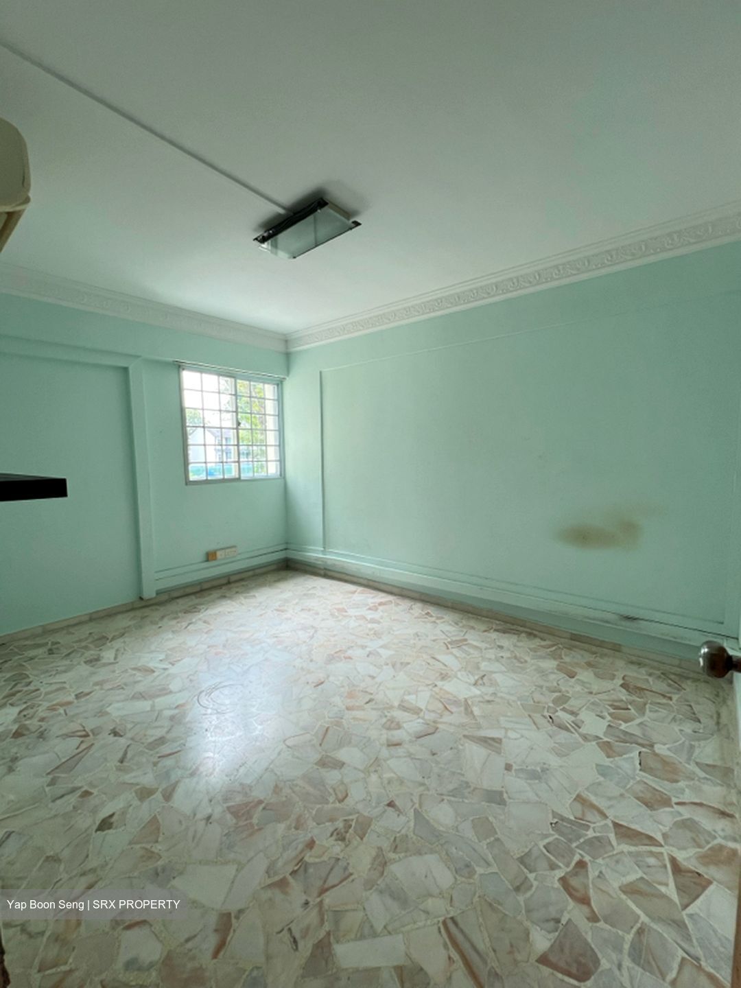 Blk 10 Pine Close (Geylang), HDB 4 Rooms #516532091